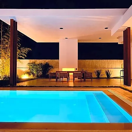 Ashta / Zen Isitmali Kapali Havuzlu 5* Fethiye